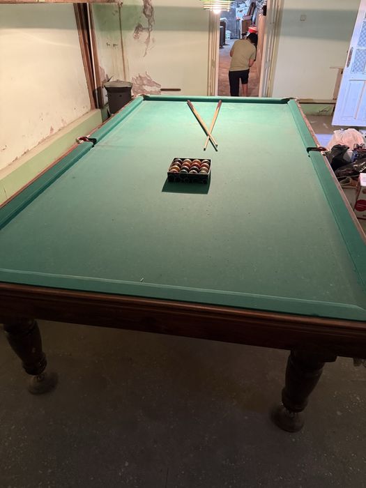 Billiard. Holati yaxshi.