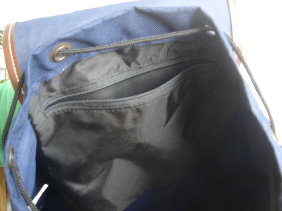 Продавам две раници