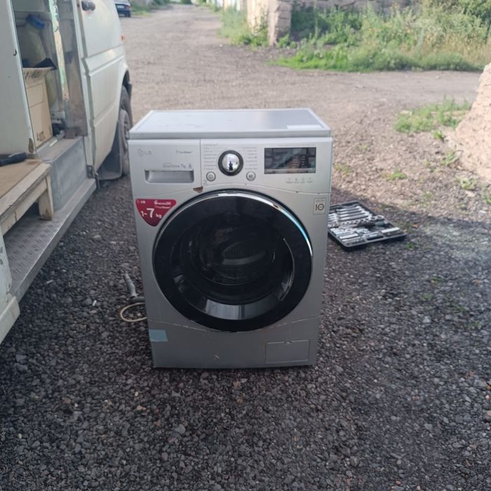 Продаю по запчастям