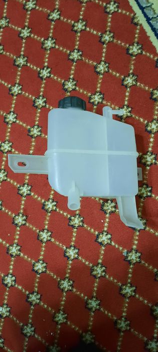 Продам расширительный бачок ВАЗ