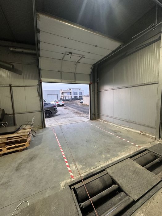 Inchiriez hala 150 m centura nord Craiova ( zona piscina  Melis)