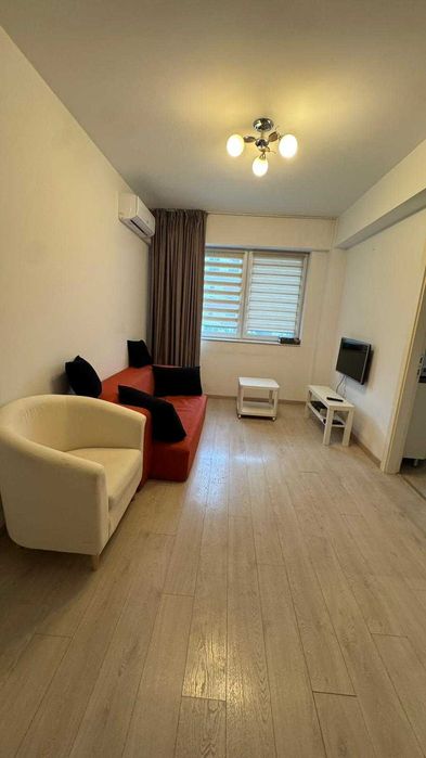 Inchiriez apartament cu 2 camare