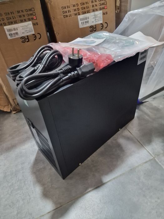 Мощный ИБП INFORM 3000VA (2100W)