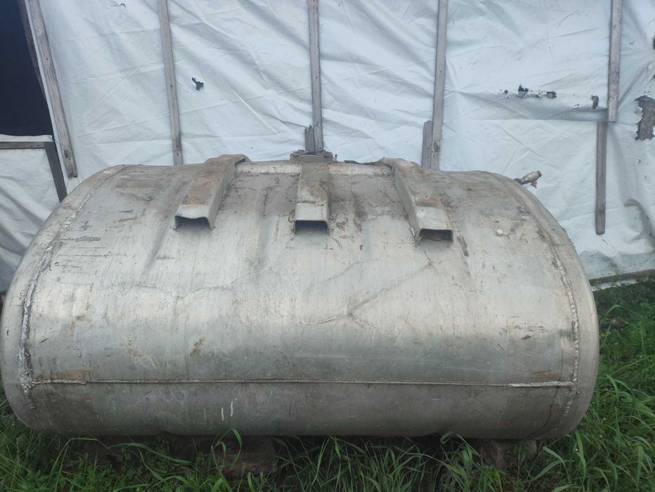 алюминиевый бак 2 куб