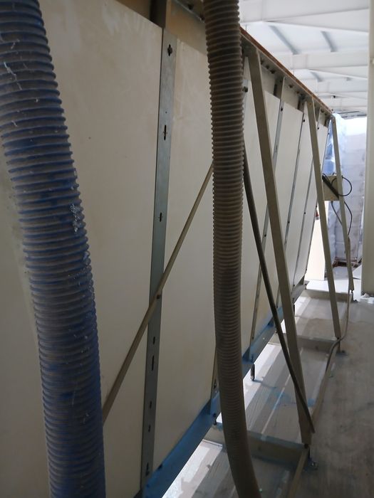 Вертикална трионна машина GMC KGS 400E