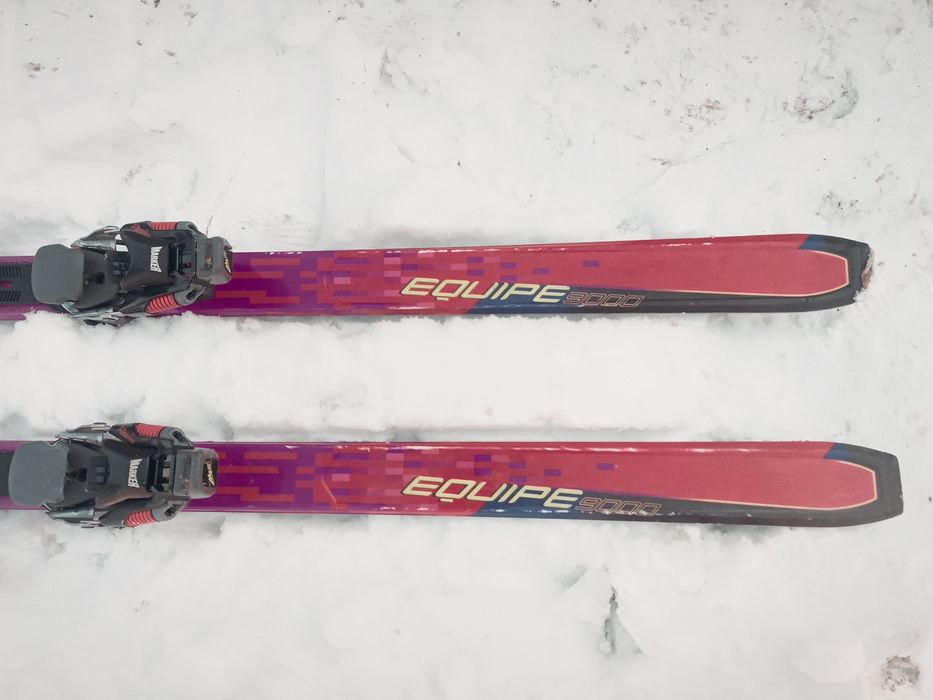 Vând schiuri Salomon equipe 9000