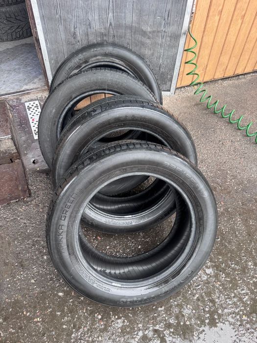 Шины Nokian 225/55R17