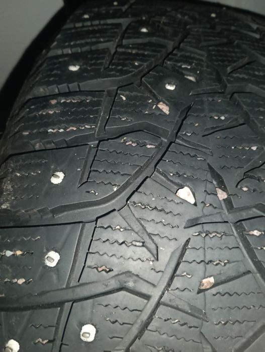 Bridgestone BLIZZAK SPIKE 2 225/55 R19 с шипами