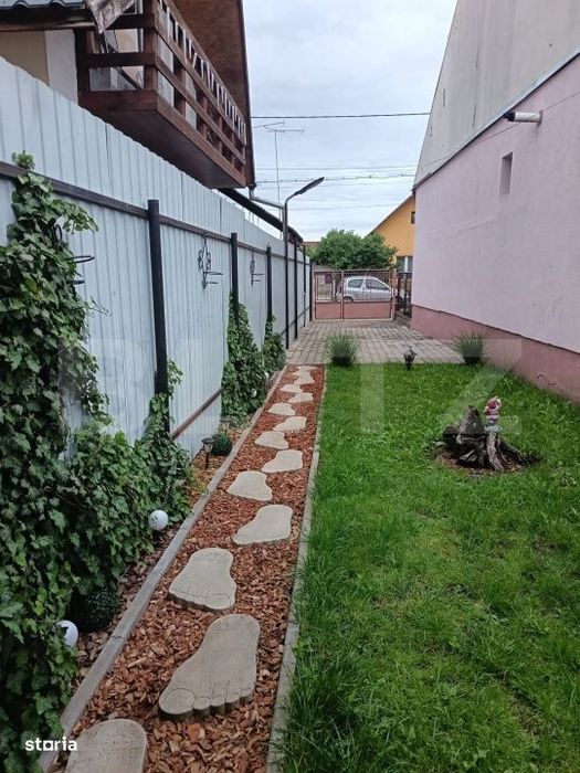 Casa 3 camere, complet renovata,  68 mp, cartierul Unirii