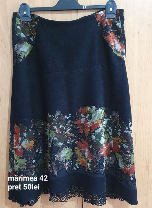 Vând fustă damă mărimea 42