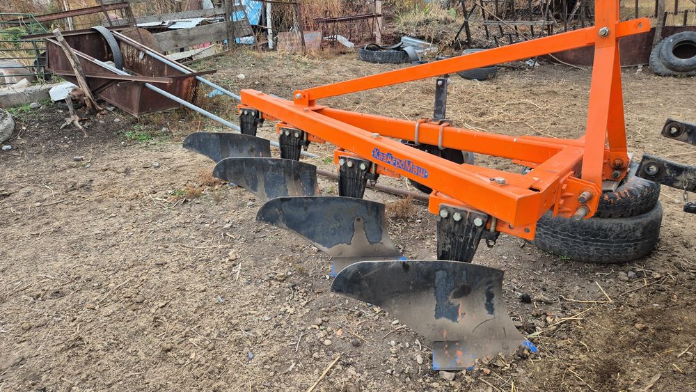 Плуг 4-х корпусный