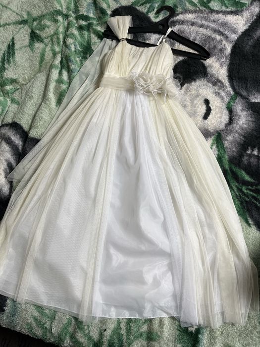 Платье праздничное