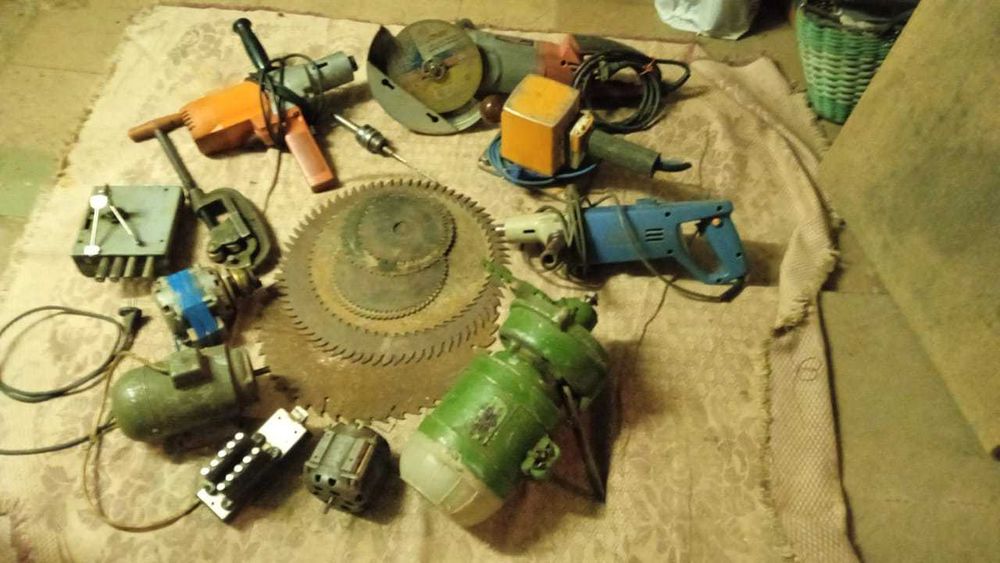 Инструмент электрический