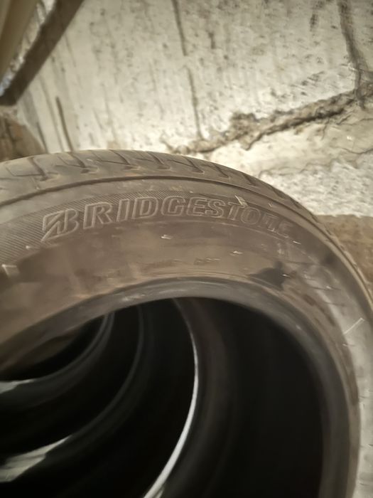 Продается резина для машины малибу