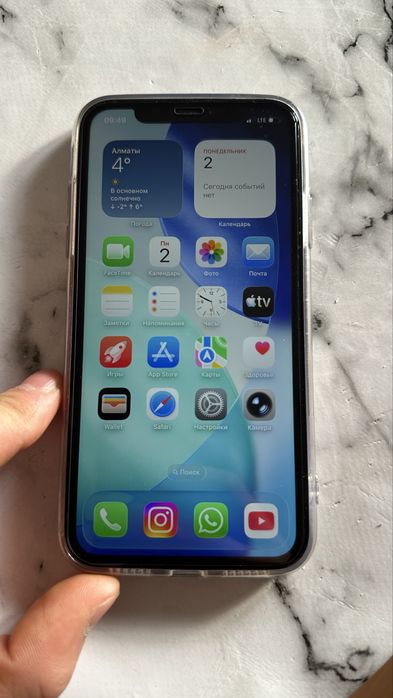Продам iPhone 11