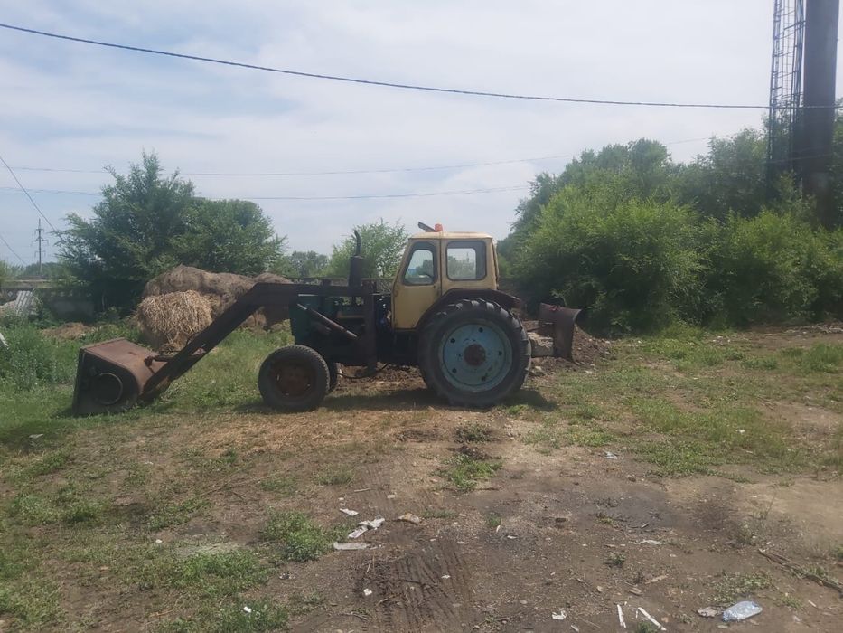 Продается трактор срочно