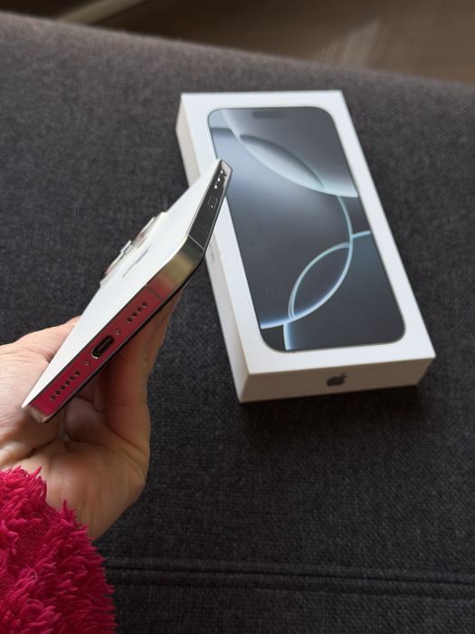 iPhone 16 Pro Max 512 GB White Titanium ca nou