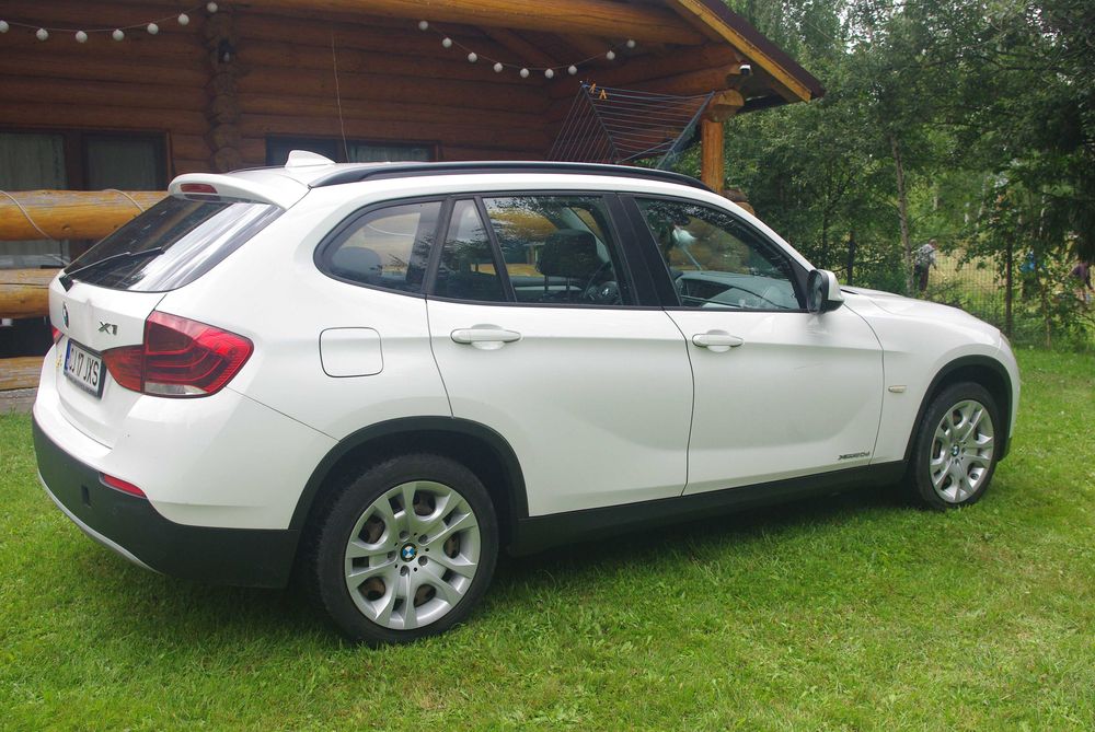BMW X1 2011 — imagine 3