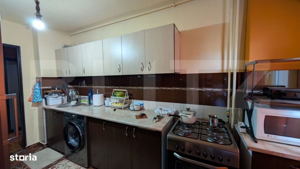 Apartament 3 camere, 67 mp, zona Micro 11 - Poarta Bucurestilor