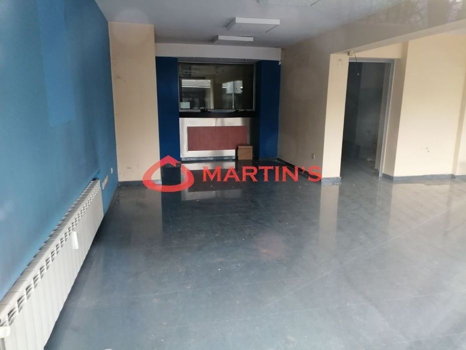 Магазин в София-Център площ 77 цена 2200