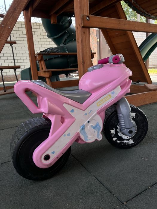 Детский удобный беговел