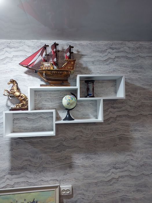 Полка настенная книжная