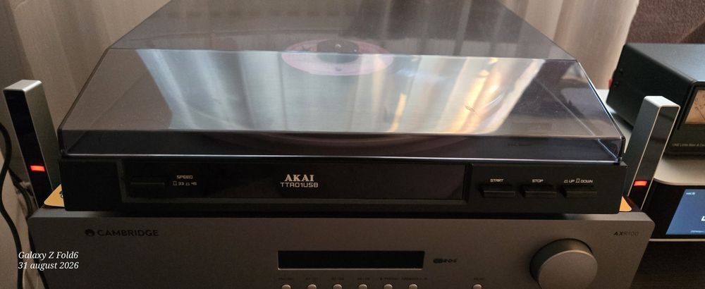 Pickup Akai TTR01USB