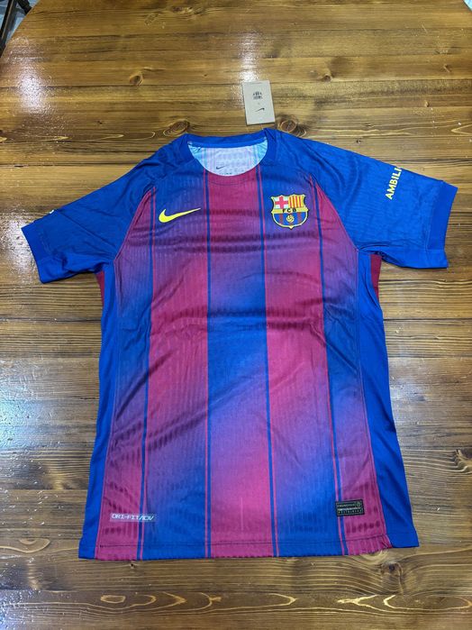 Футболни тениски 2025/26