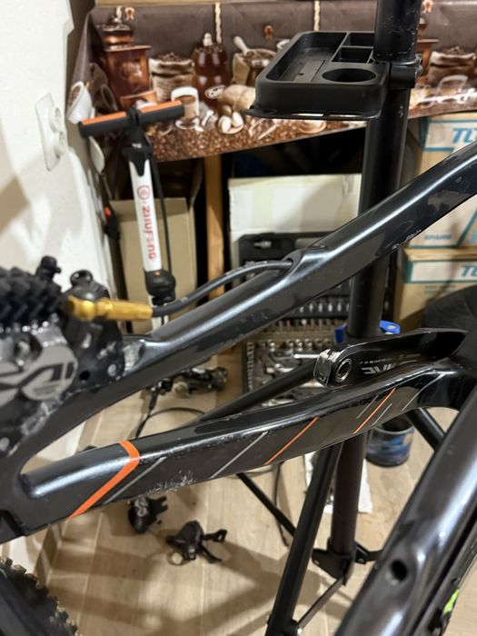 Велосипед за спускане (Downhill)