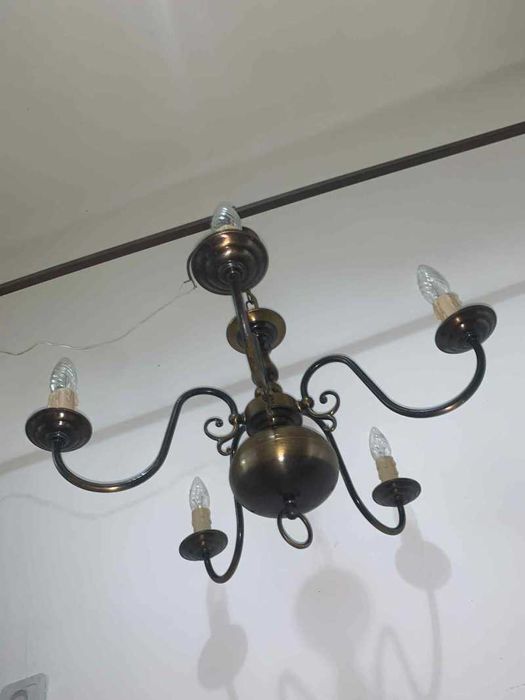 Candelabru din cupru cu cinci brate
