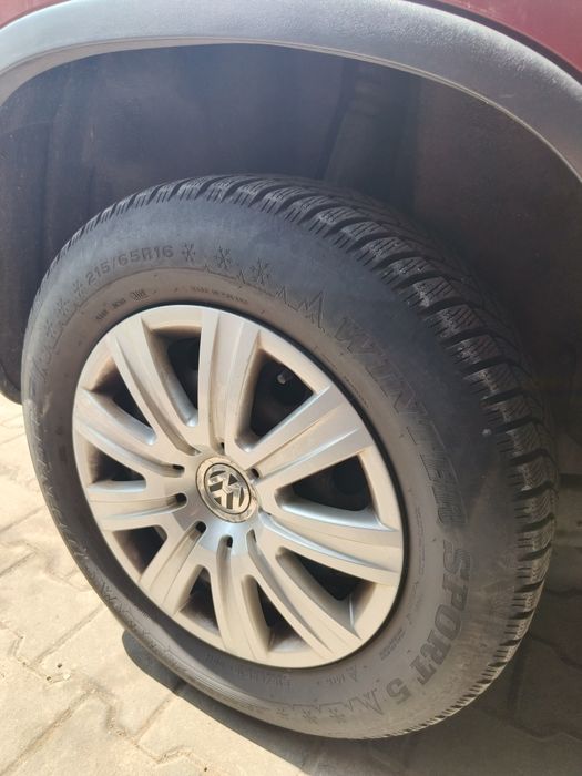 Jante tabla 16 + Cauciucuri iarna 215 65 R16 + Capace VW