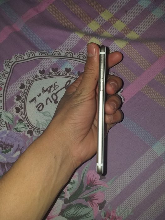 Iphone 7 karobka dokument bor