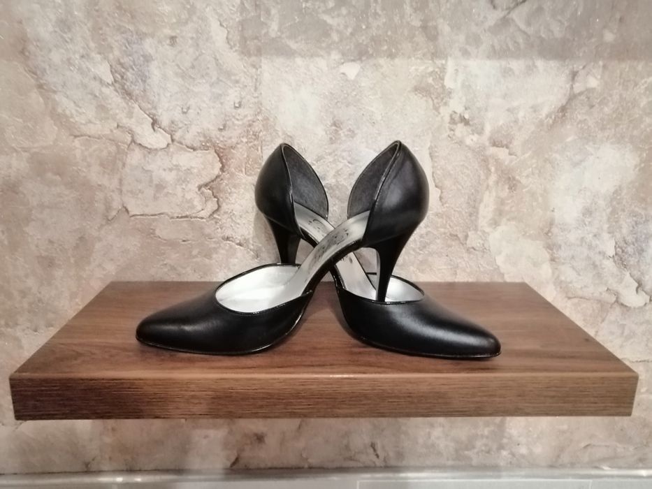 Pantofi  eleganti din piele naturala,  negrii ,nr.39