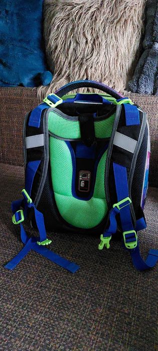 Ортопедический рюкзак-ранец школьный