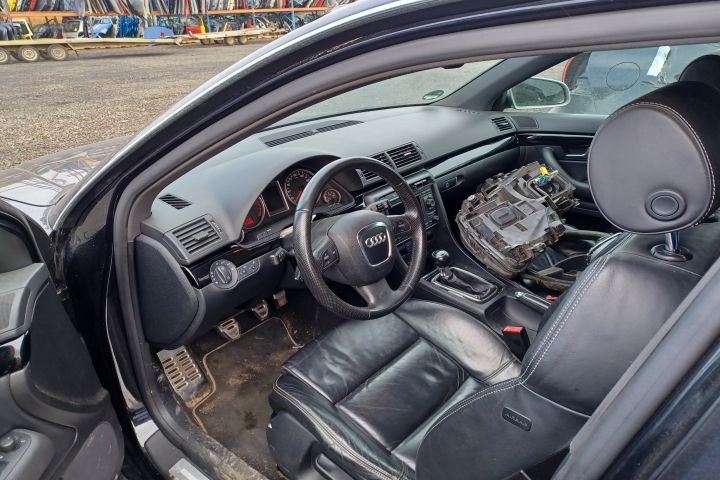 Centura siguranta fata dreapta 560788301 Audi A4 B7