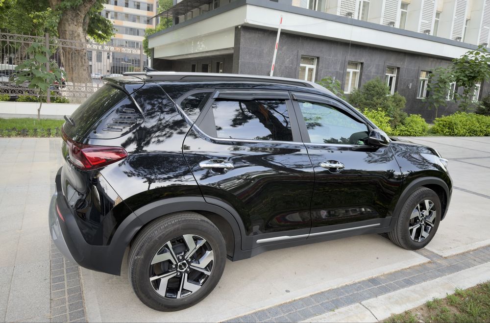 Kia Sonet 2024 Full Pozitsiya