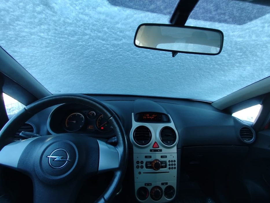 Opel CORSA 1.3 diesel ecoflex  90 cp.fab 2010 .hm.175000