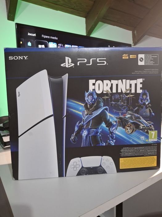 Vand ps5 slim Fortnite edition 1tb care are garantie