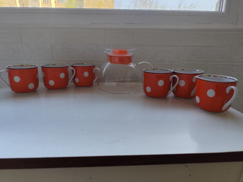 Комплект руски порцеланови чаши и кана