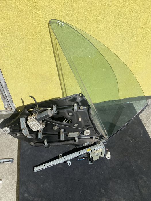 Macara Electrica Geam Dr Mercedes CLK W209 pret 400 lei
