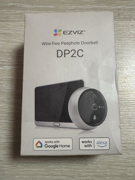 ЛОТ 4 броя EZVIZ видео шпионки CP4 и DP2C