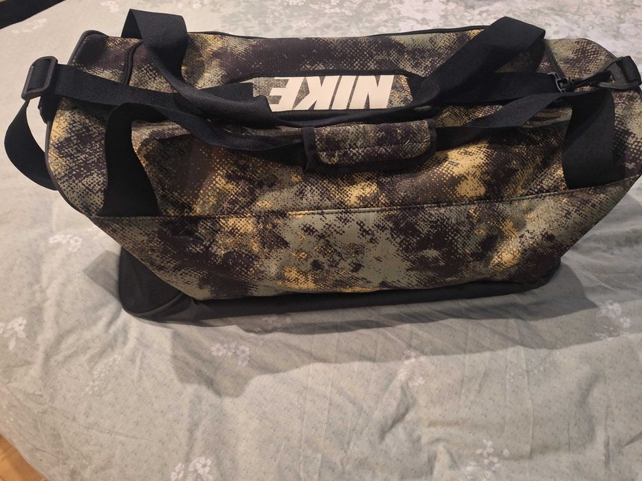 Спортен сак NIKE,чисто нов