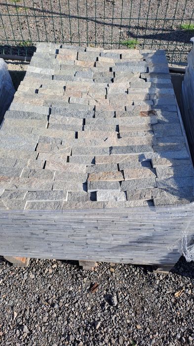 Гнайс, Тикли , Мозайка