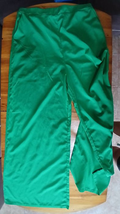 Дамски широк панталон 2XL – зелен, нов