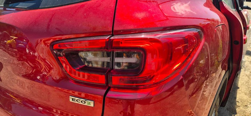 Bara spoiler spate Renault Kadjar 2015-2018
