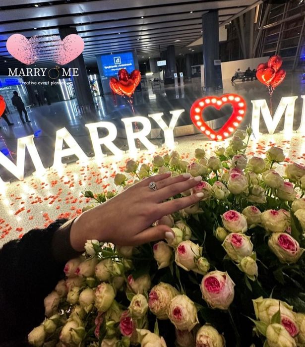 Предложение руки и сердца