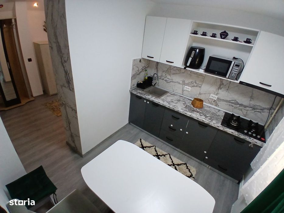 Vand Apartament 2 camere SUPERB,RENOVAT mobilat si utilat