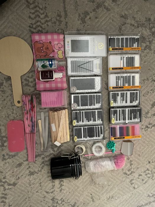 Продам ресницы и расходники для наращивания ресниц