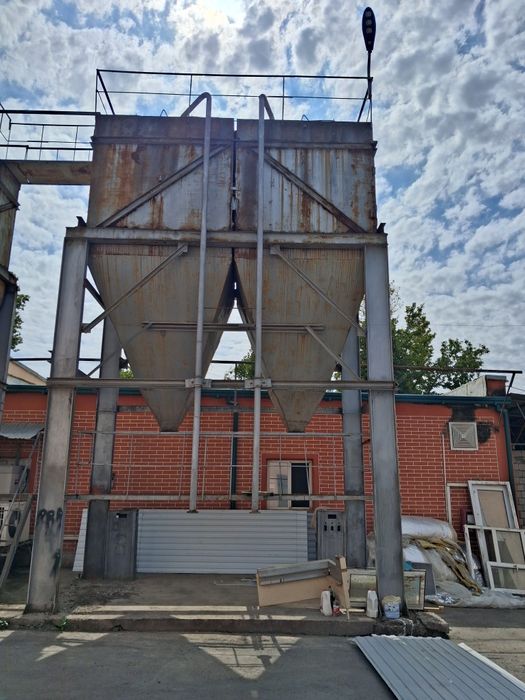 Бункер для муки мука