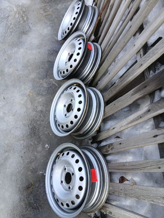 Продам штампованые диски